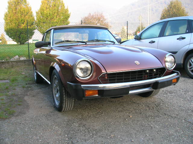 fiat 124 anteriore